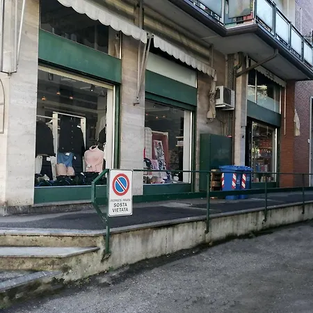 Casa Di Lucy Комо