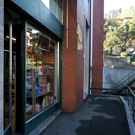 Casa Di Lucy * Комо